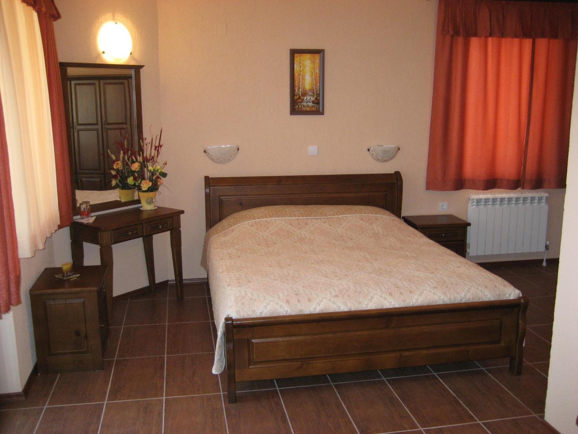 Spartak Family Hotel Смолян Экстерьер фото